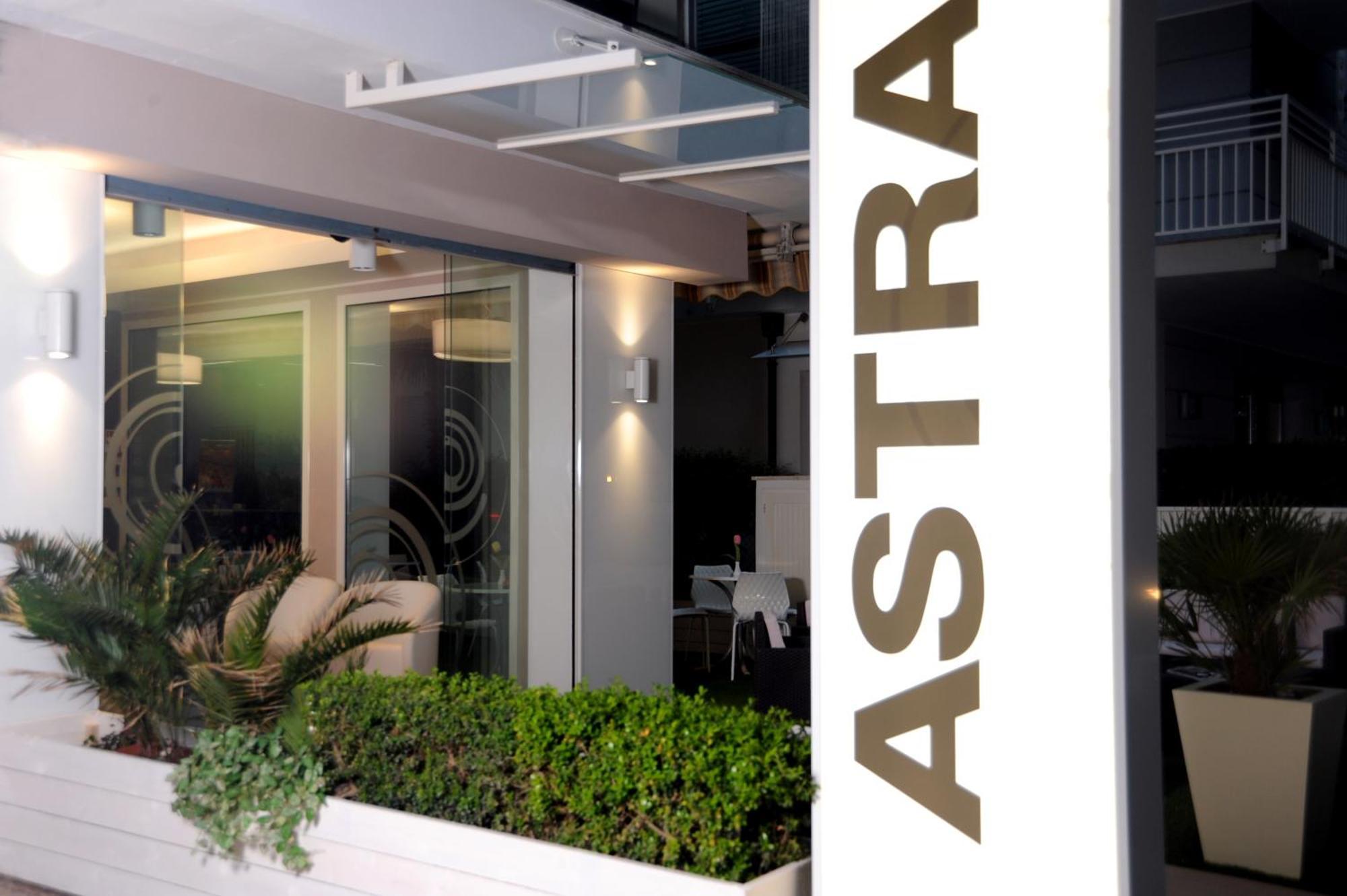 Design Hotel Astra B&B Misano Adriatico Eksteriør bilde